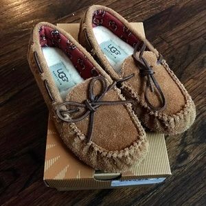 Ugg slippers